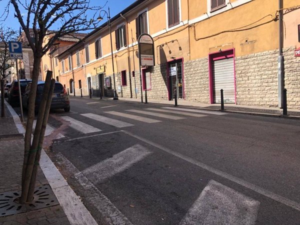 negozio in affitto a Monterotondo