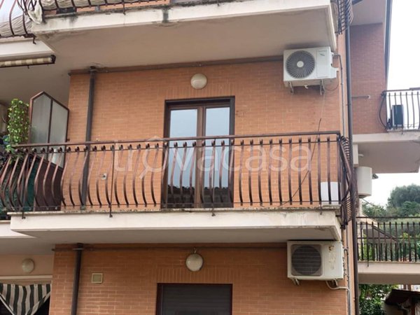appartamento in affitto a Monterotondo in zona Stazione