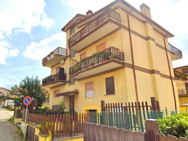 appartamento in affitto a Monterotondo