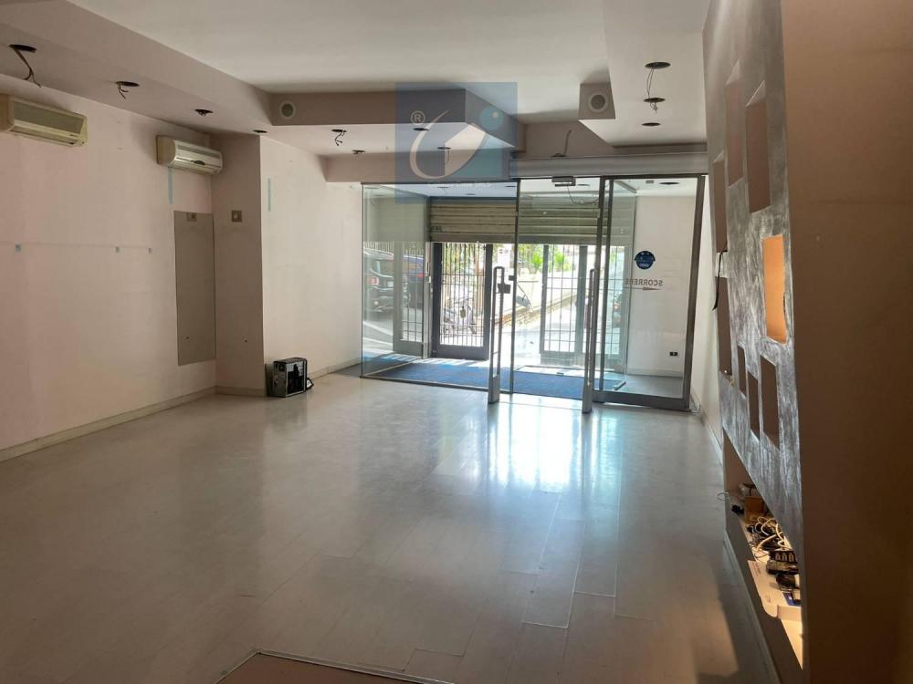 locale commerciale in affitto a Monterotondo