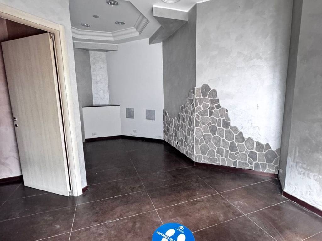 negozio in affitto a Monterotondo