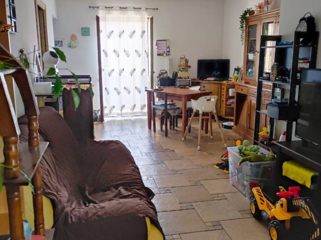 appartamento in affitto a Monterotondo in zona Stazione