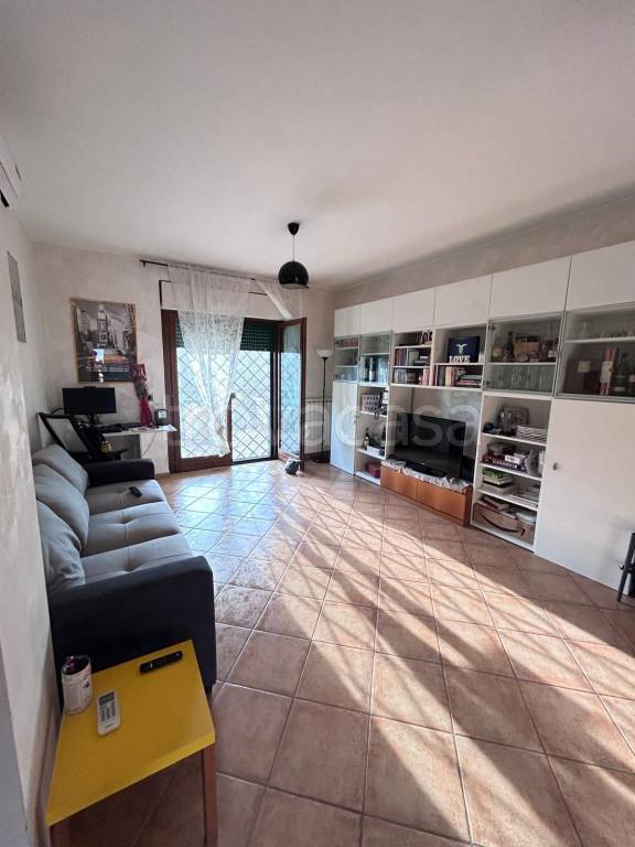 appartamento in affitto a Monterotondo in zona Stazione