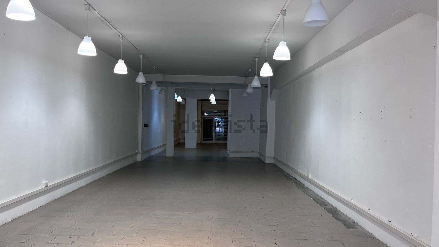 locale commerciale in affitto a Monterotondo