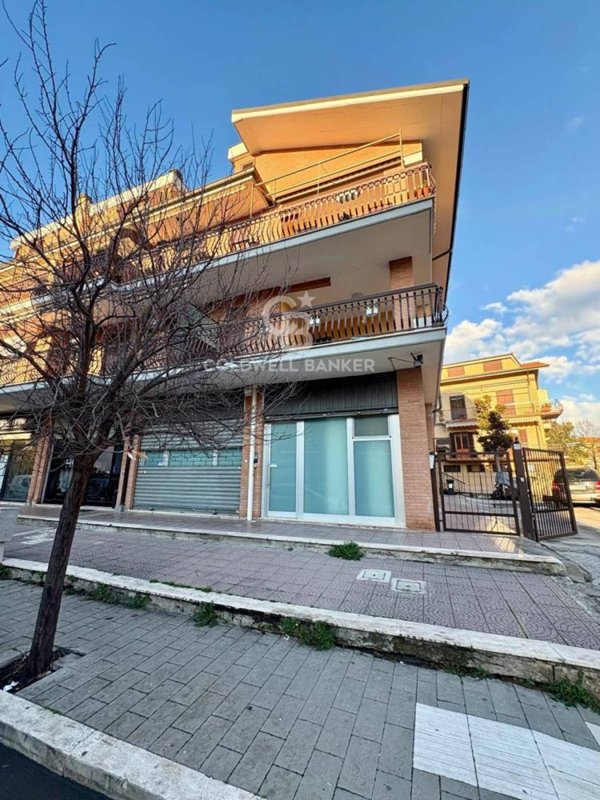 appartamento in affitto a Monterotondo in zona Stazione