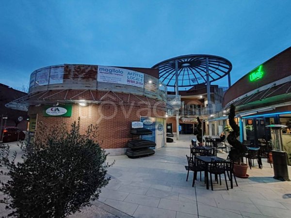 negozio in affitto a Monterotondo in zona Stazione