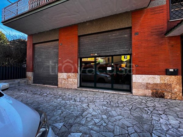 negozio in affitto a Monterotondo in zona Stazione