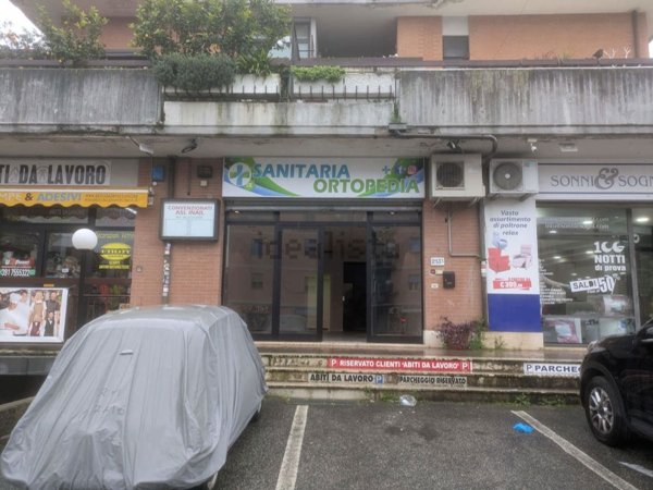 negozio in affitto a Monterotondo