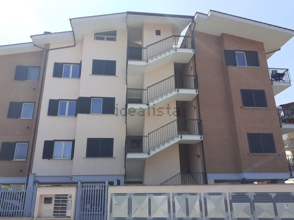 appartamento in affitto a Monterotondo in zona Stazione