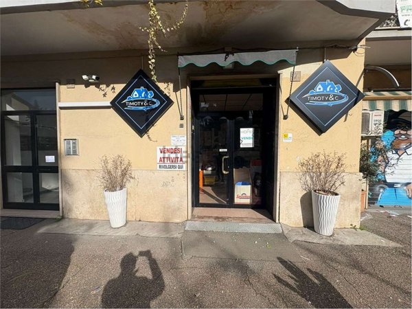 locale commerciale in affitto a Monterotondo