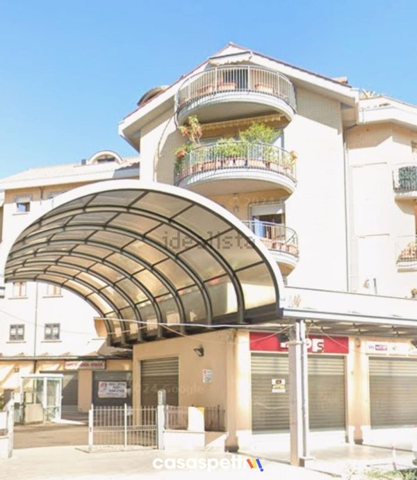 locale commerciale in affitto a Monterotondo