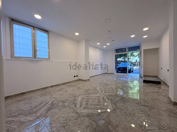 locale commerciale in affitto a Monterotondo