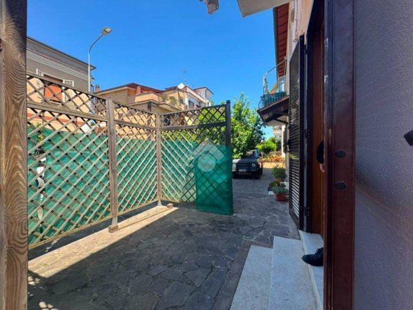 appartamento in affitto a Monterotondo in zona Stazione