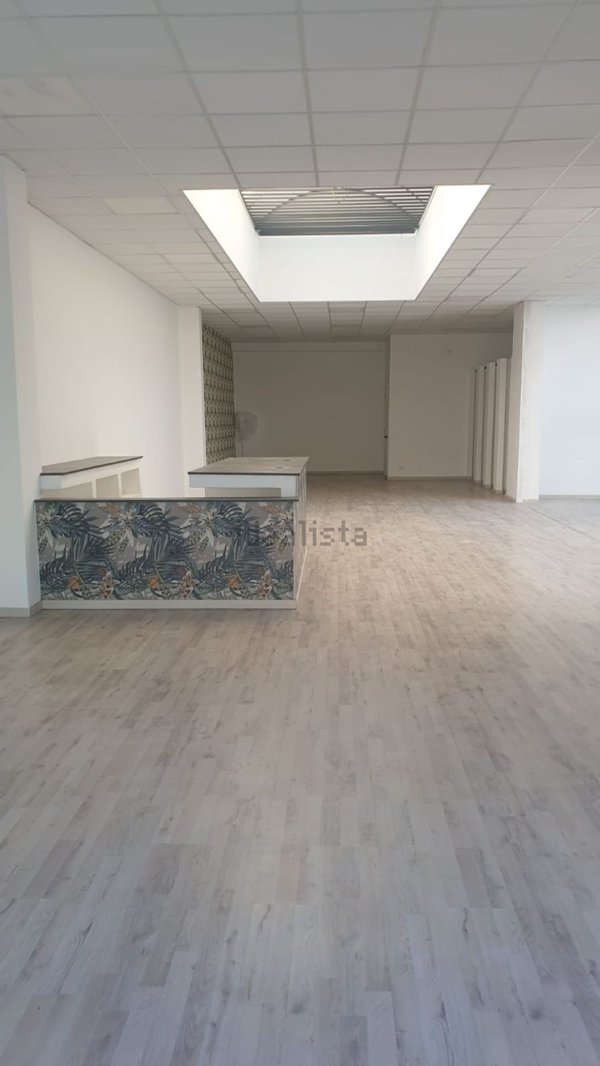 locale commerciale in affitto a Monterotondo in zona Stazione