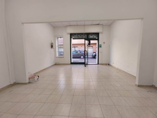 locale commerciale in affitto a Monterotondo in zona Cerqueto