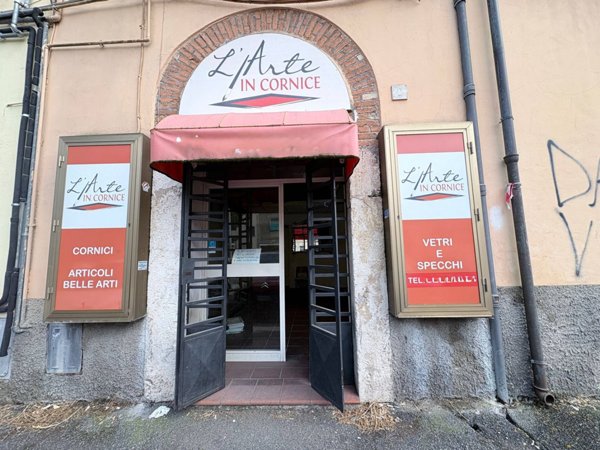 locale commerciale in affitto a Monterotondo