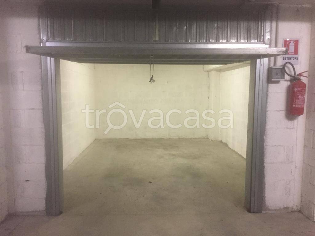 box auto in affitto a Monterotondo
