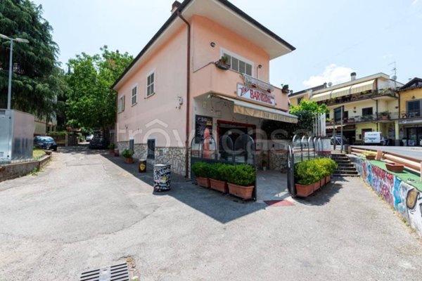 negozio in affitto a Morlupo