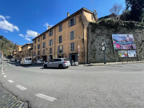 locale commerciale in affitto a Nemi