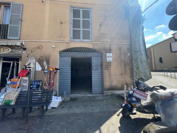 locale commerciale in affitto a Nemi
