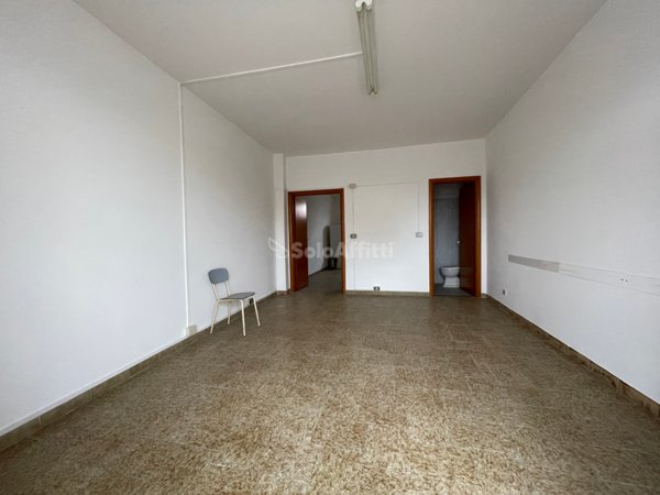 locale commerciale in affitto a Nettuno