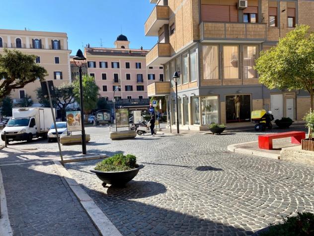 negozio in affitto a Nettuno