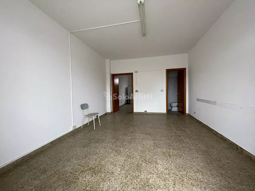 locale commerciale in affitto a Nettuno