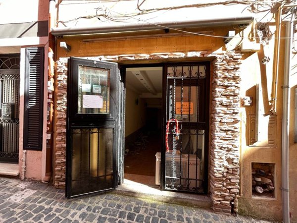 negozio in affitto a Nettuno