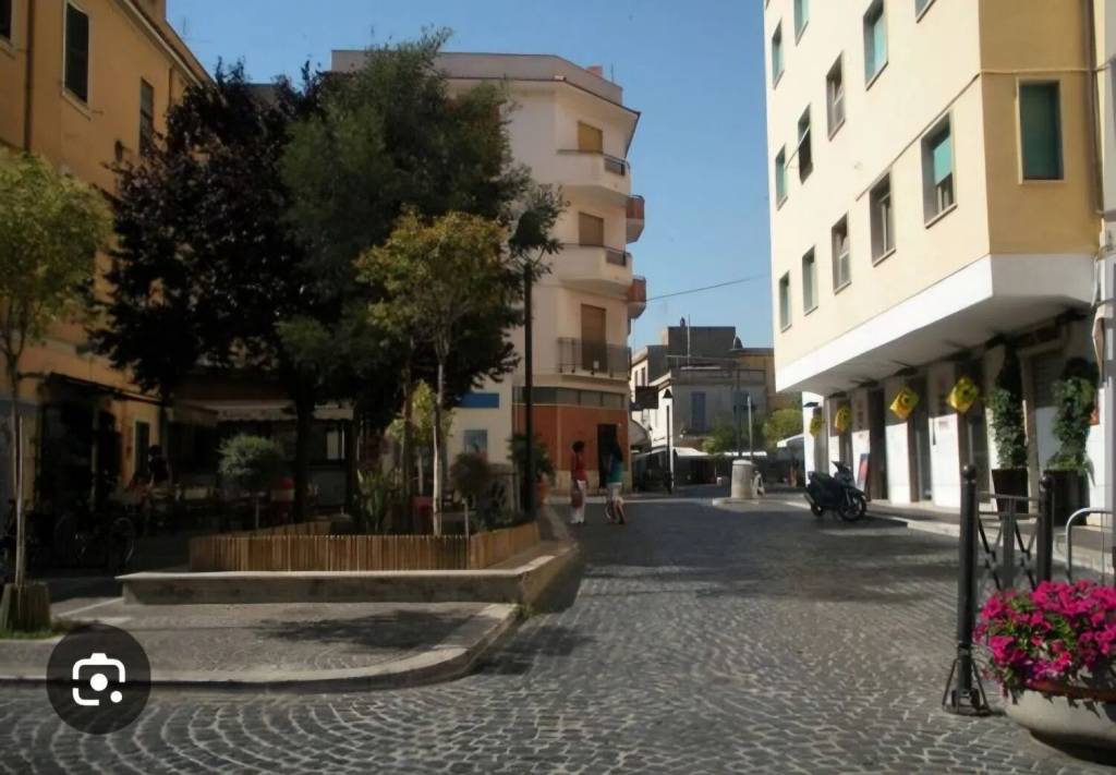 negozio in affitto a Nettuno