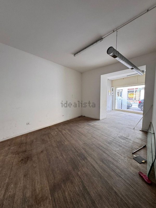 locale commerciale in affitto a Nettuno