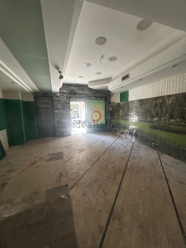 locale commerciale in affitto a Nettuno