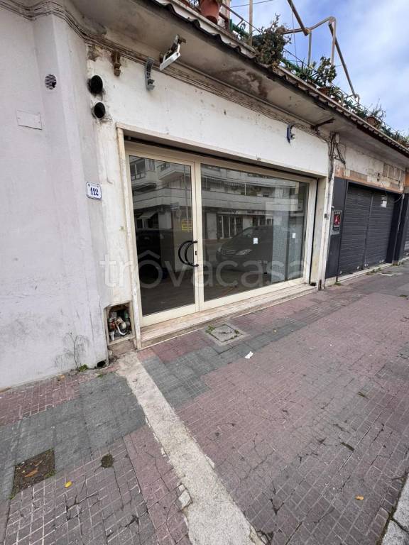 negozio in affitto a Nettuno