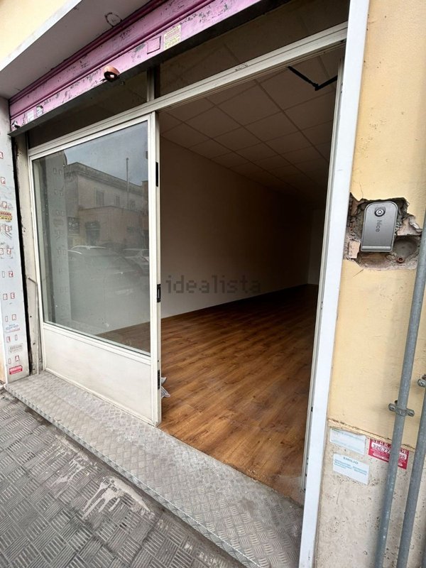 locale commerciale in affitto a Nettuno