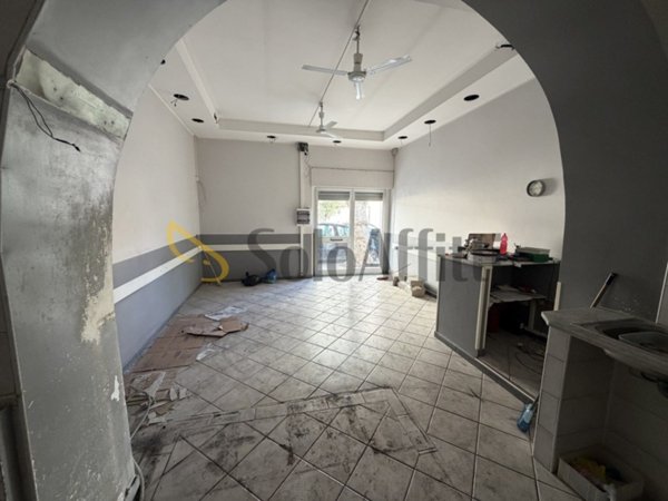 negozio in affitto a Nettuno