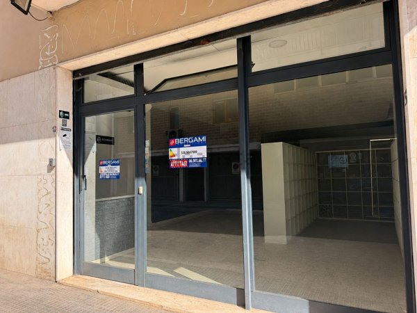 locale commerciale in affitto a Nettuno
