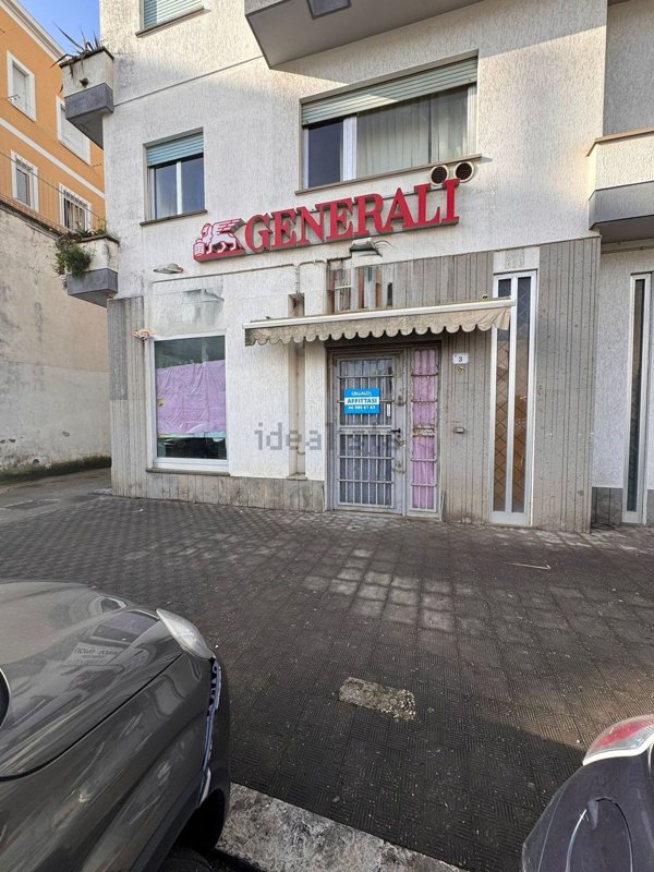 locale commerciale in affitto a Nettuno