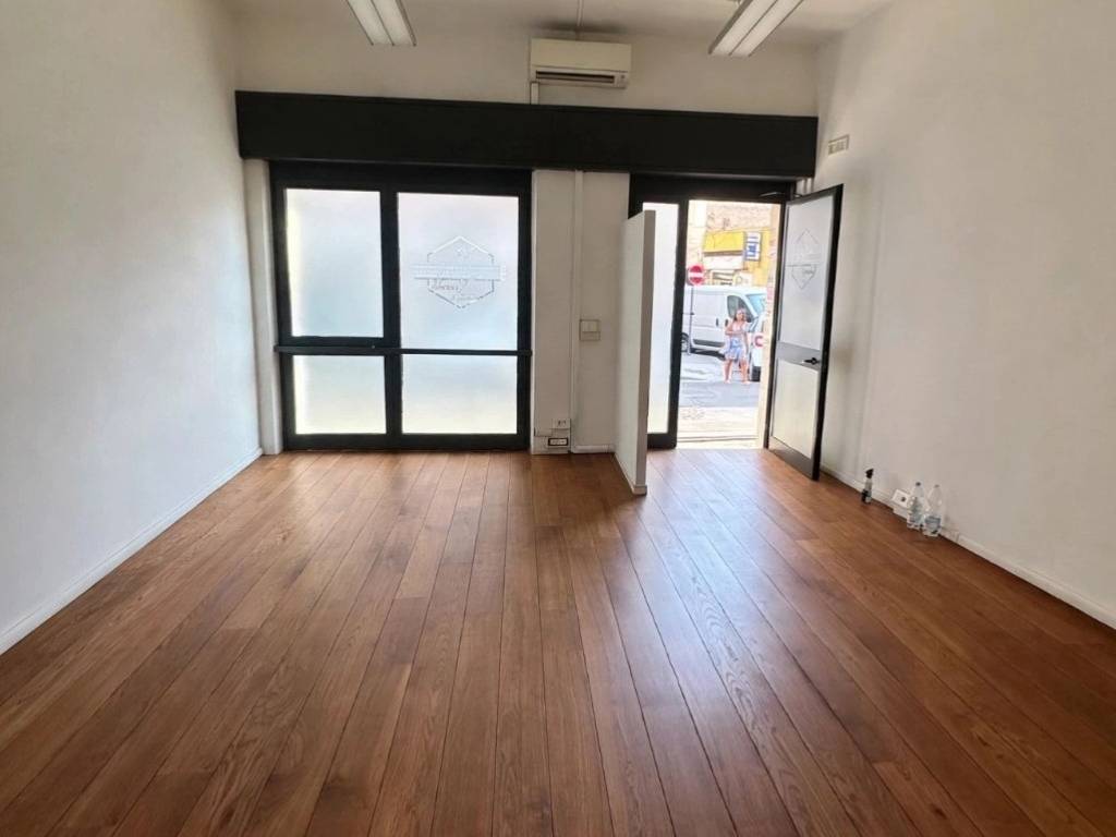 locale commerciale in affitto a Nettuno