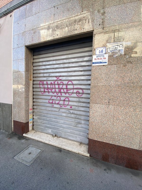 locale commerciale in affitto a Nettuno