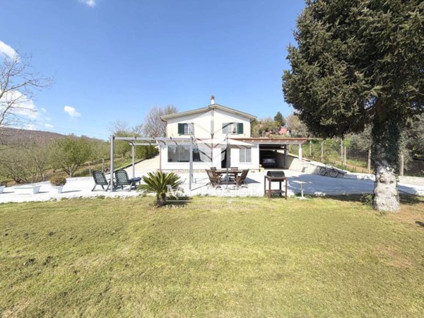 casa indipendente in affitto a Palestrina in zona Carchitti