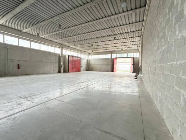 locale commerciale in affitto a Palestrina