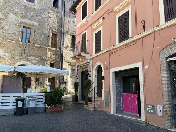 locale commerciale in affitto a Palestrina