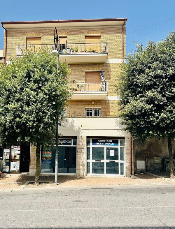 locale commerciale in affitto a Palestrina