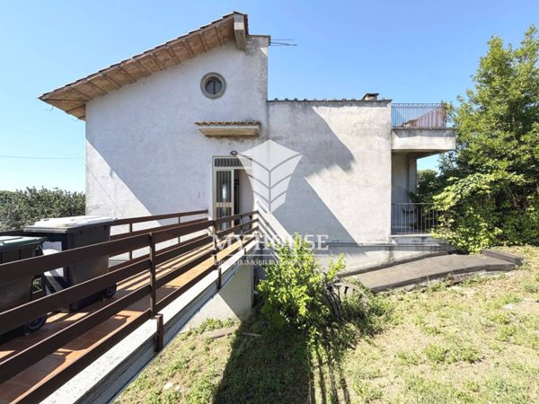 appartamento in affitto a Palestrina in zona Carchitti