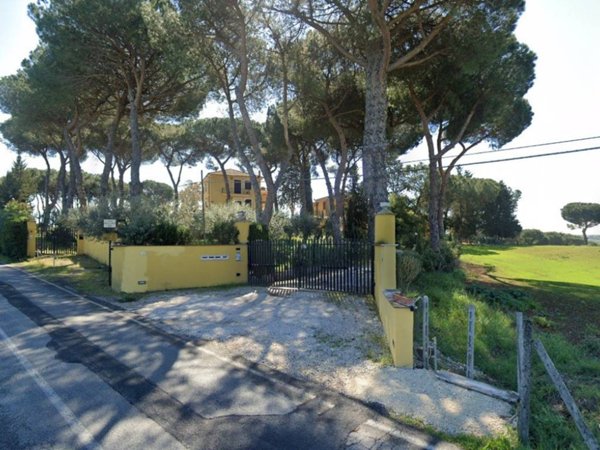 locale commerciale in affitto a Palombara Sabina in zona Cretone