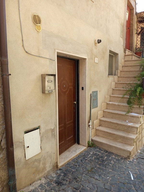 appartamento in affitto a Palombara Sabina