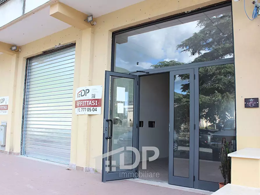 locale commerciale in affitto a Palombara Sabina