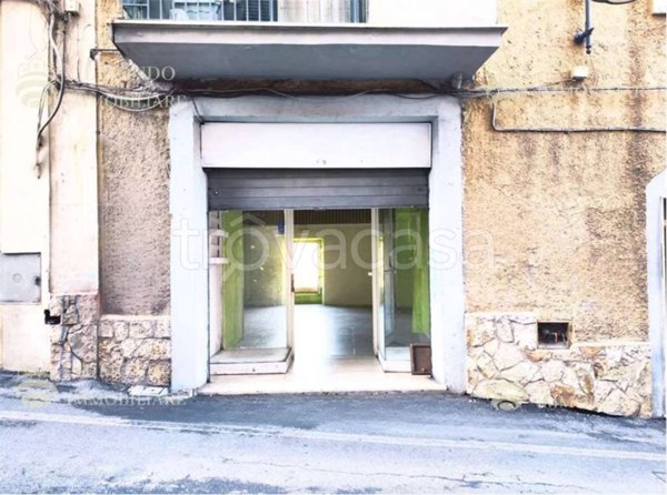 negozio in affitto a Palombara Sabina