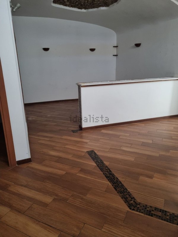 locale commerciale in affitto a Palombara Sabina