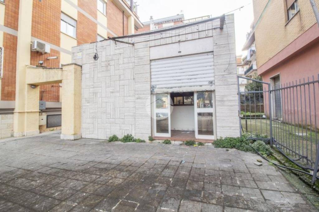 ufficio in affitto a Palombara Sabina