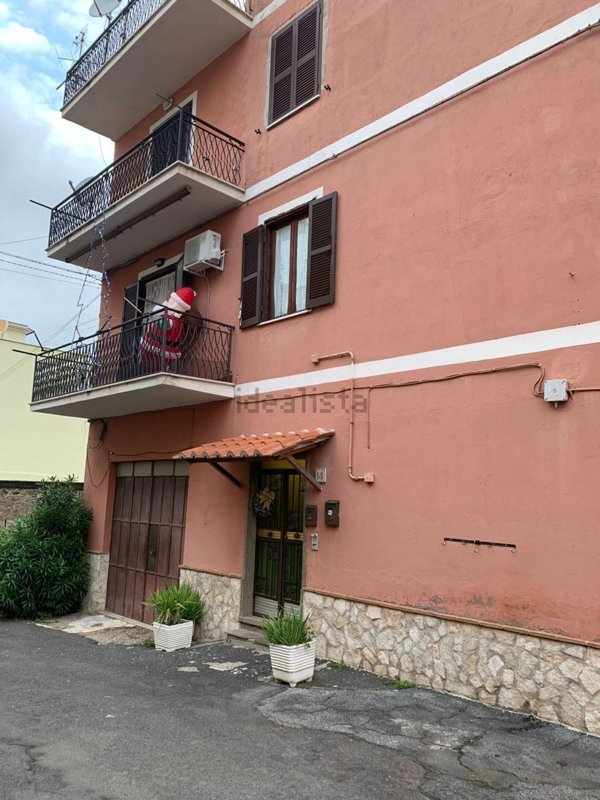 appartamento in affitto a Palombara Sabina in zona Stazzano